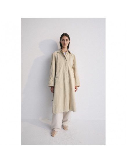 Zeus Woman Trench 4