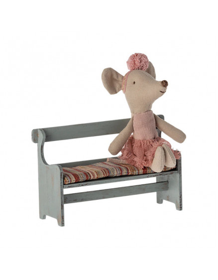 Bench, Mouse 3
