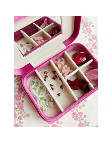 Bella Accessories Box 5
