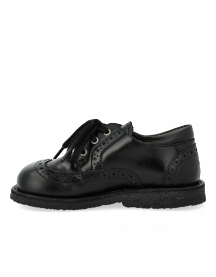 Classic lace-up shoe w. brogue pattern Black 3