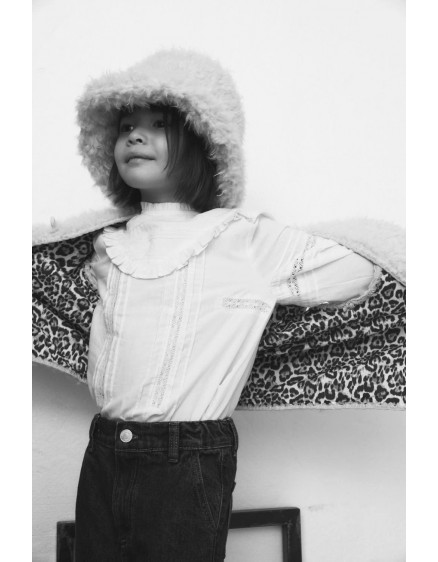 Ninette Bucket Moonlight White 3