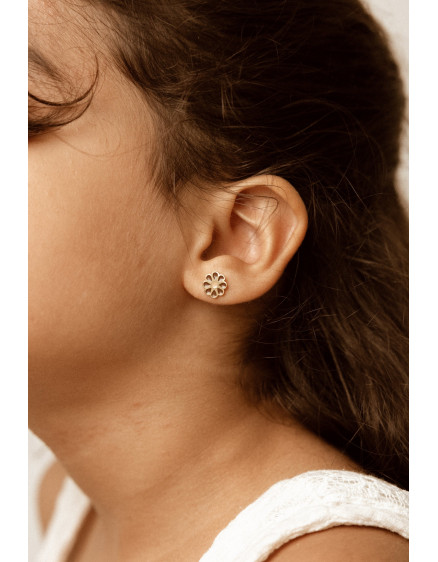 Studs Earrings Lovely Daisy 3