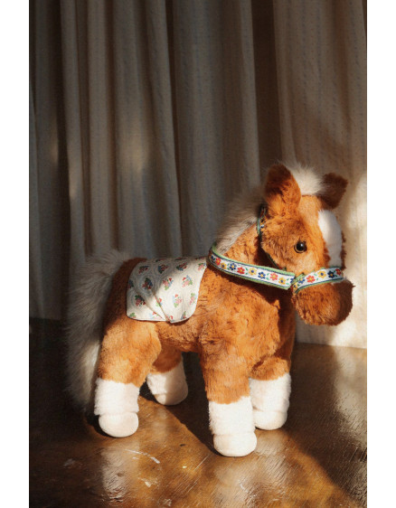 Fiona Horse Multi 6