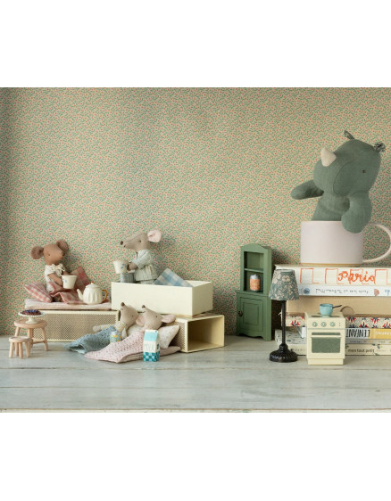 Big Sister Mouse in Box Pyjamas 3