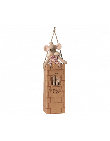 Queen Mouse Mum 4