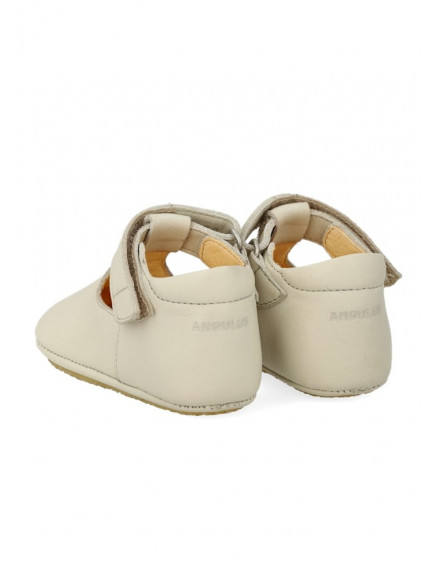 Prewalker with Heart and Velcro Closure Oatmilk 3