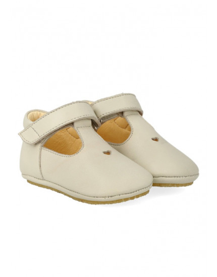 Prewalker with Heart and Velcro Closure Oatmilk