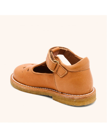 Noelle Cognac Shoes 4