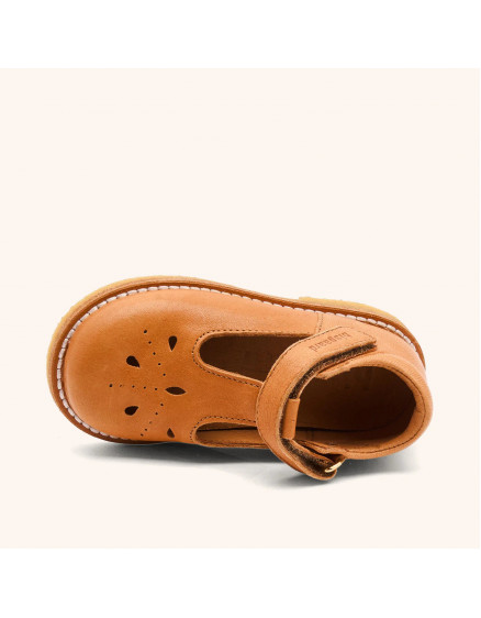 Noelle Cognac Shoes 3
