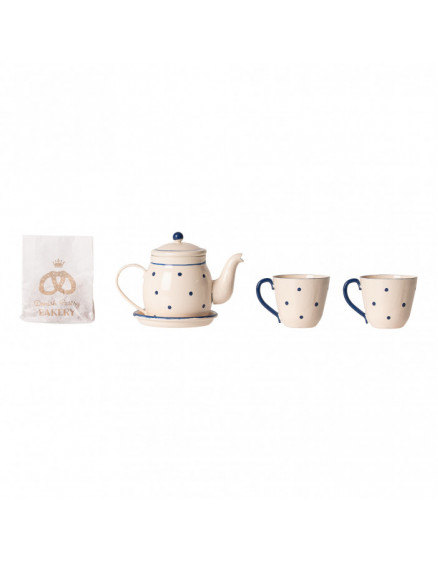 Tea & Biscuits for two 3