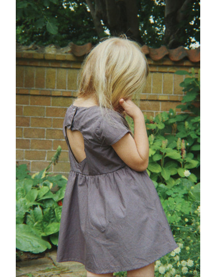Hearly Dress Magnet 2