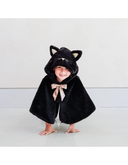 Black cat cape 3