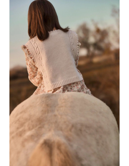 Жилет Irina Cream 4