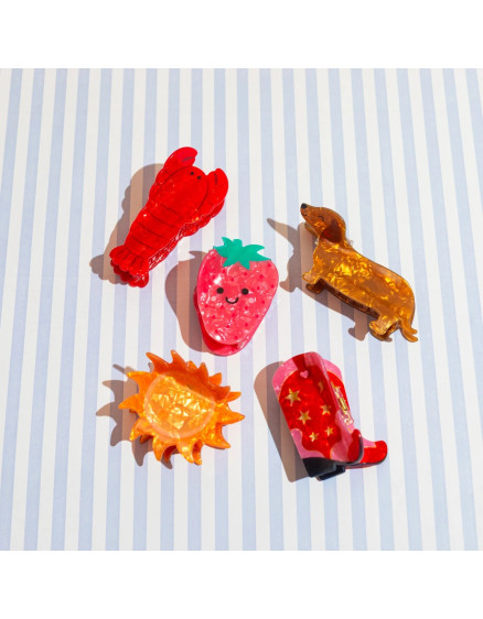 Strawberry Claw Clip Pink 4
