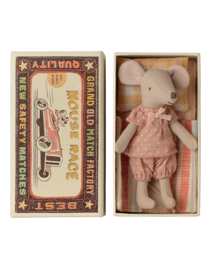 Старша сестричка мишка in matchbox