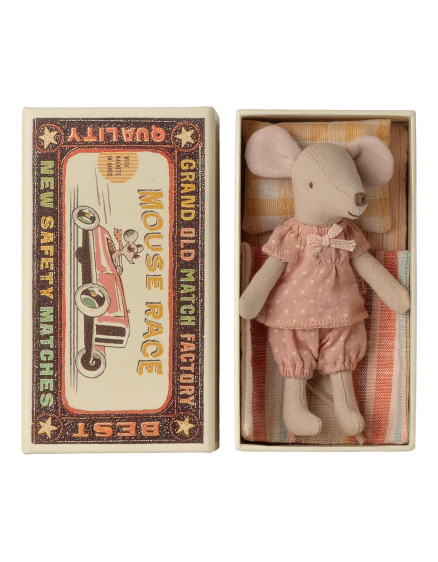 Старша сестричка мишка in matchbox